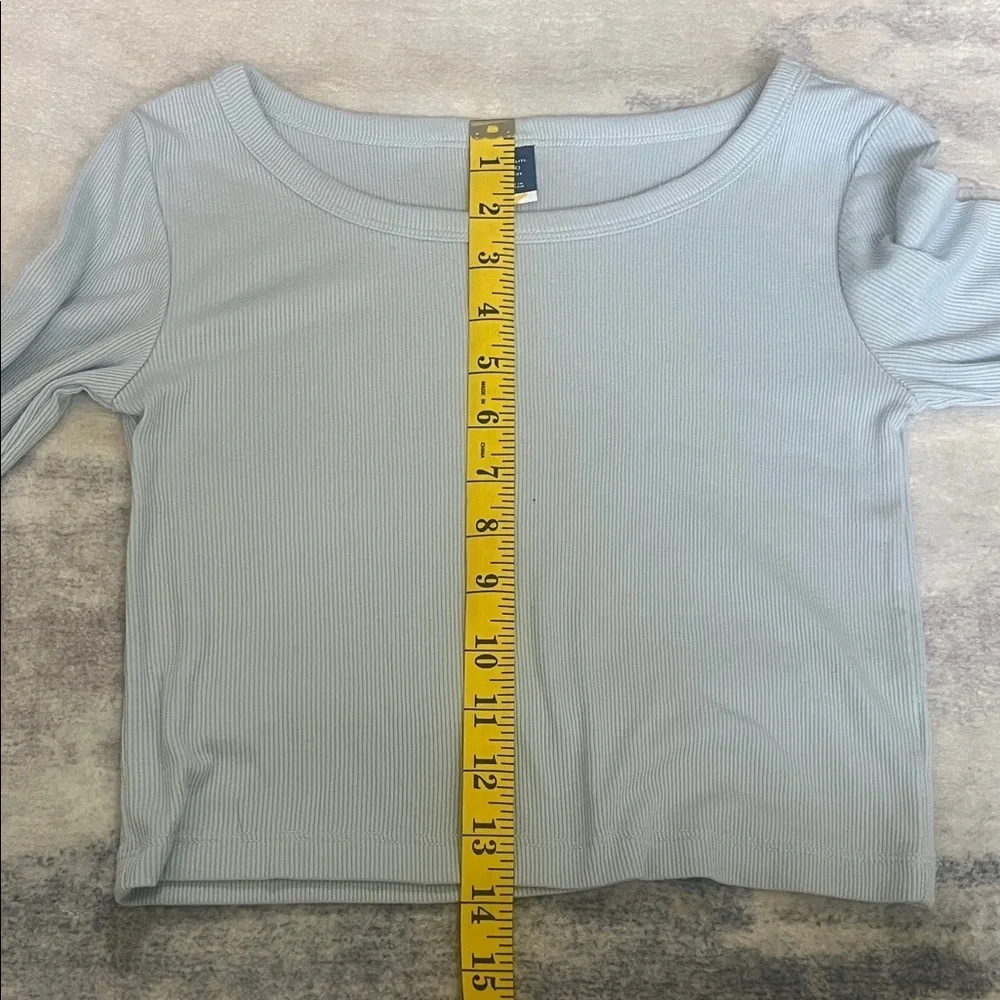 (242)Old Navy Soft Blue Long Sleeve Tee